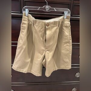 L.L. Bean Men's Tan Flat Front Shorts